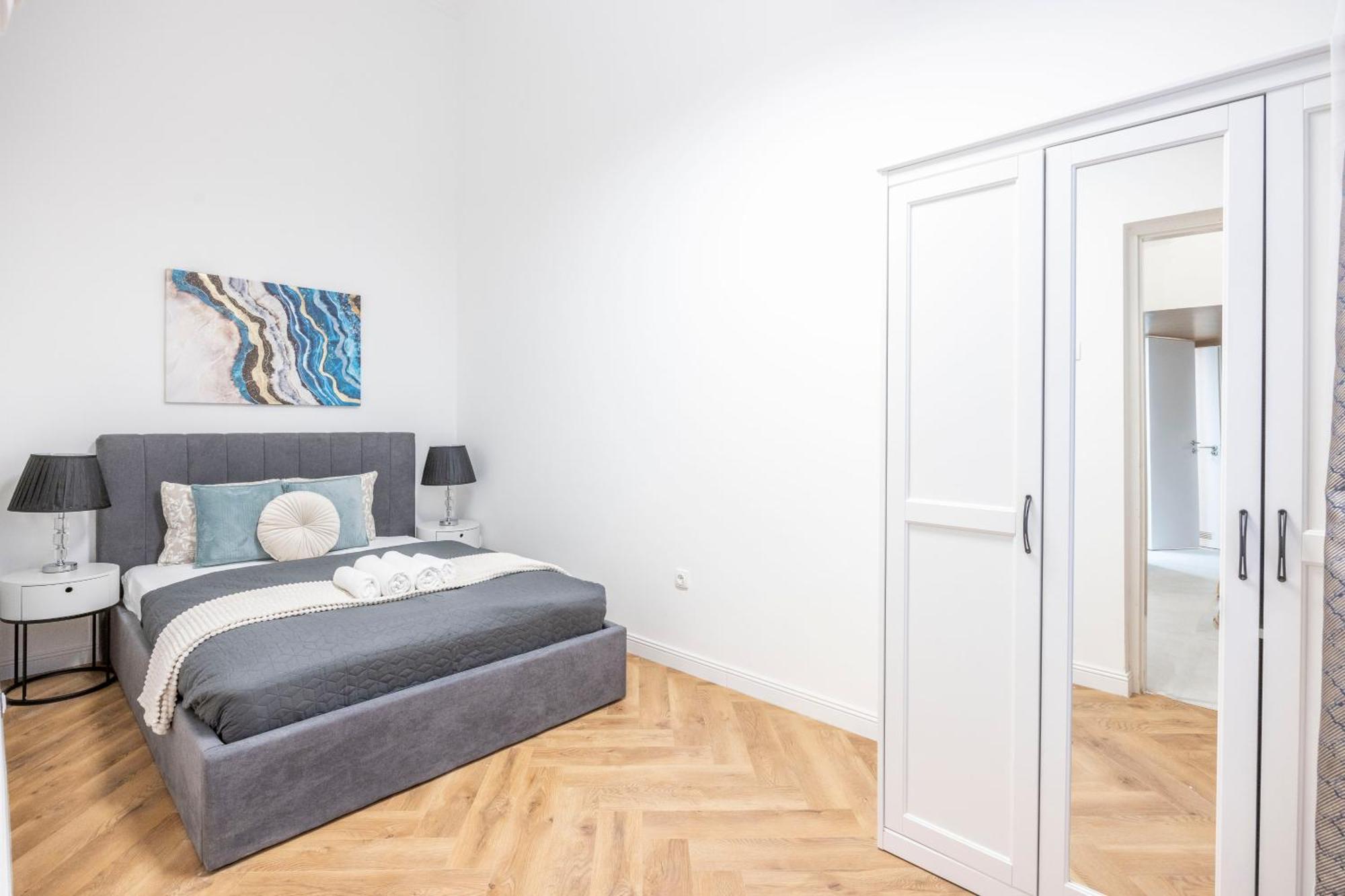 Charming E24 Grand Next To The Andrassy Fashion St Apartment