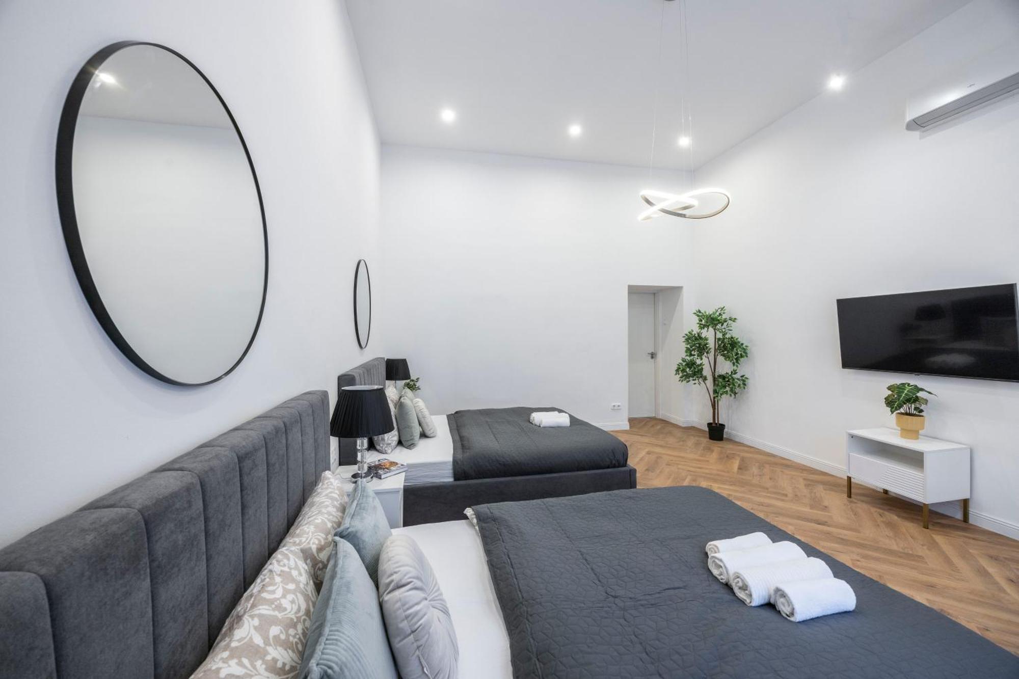 Charming E24 Grand Next To The Andrassy Fashion St Apartment *
